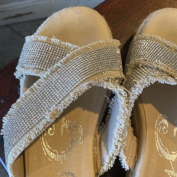 Very G Lucille Platform Sandal size 7..00 - Picture 3 of 8